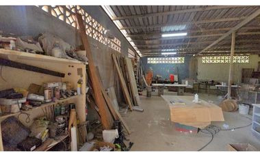 Venta de Galera industrial con oficina  y bodega