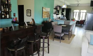 Venta de casa en Hacienda Pacifica, San Carlos, Panamá