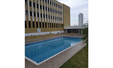Se vende Apartamento en Via Cincuentenario