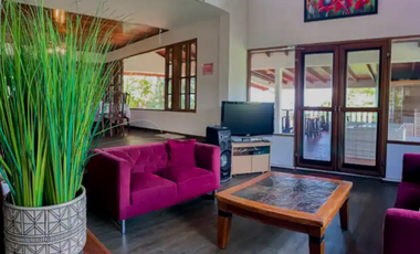 Alquiler de casa amoblada en Altos de Cerro Azul, Panamá