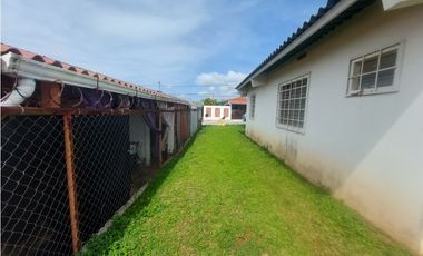 Se vende casa chalet en Chorrera Quintas del Pacifico