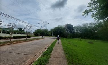 Se vende casa chalet en Chorrera Quintas del Pacifico
