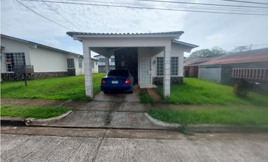 Se vende casa chalet en Chorrera Quintas del Pacifico