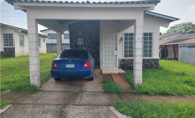 Se vende casa chalet en Chorrera Quintas del Pacifico