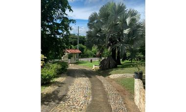 Casa Campestre de Lujo en el Centro de Chitre