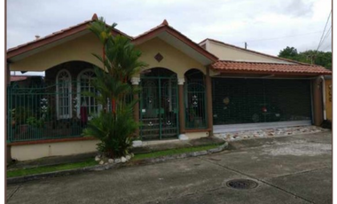 Se vende casa en Altos de Cerro Viento, Panamá