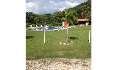 Se vende lote de terreno en El Valle de Toscana, El Espino, Antón
