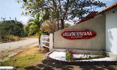 Se vende lote de terreno en El Valle de Toscana, El Espino, Antón