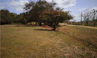 Se vende lote de terreno en El Valle de Toscana, El Espino, Antón