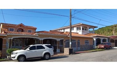 Venta de casa en Colon