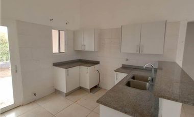 VENTA DE CASA EN URBANIZACIÒN VISTA VERDE, ARRAIJN(JL)