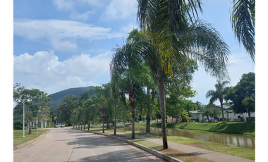 Venta de Apartamento en Playa Dorada, Arraijan