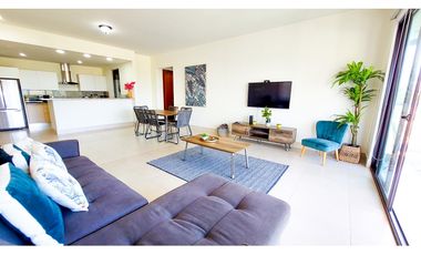 Venta de apartamento amoblado en Residencial Altamar, San Carlos