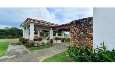 Se vende casa campestre en San Carlos, Panamá Oeste