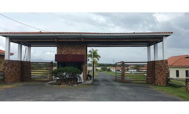 Se vende casa campestre en San Carlos, Panamá Oeste