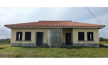 Se vende casa campestre en San Carlos, Panamá Oeste