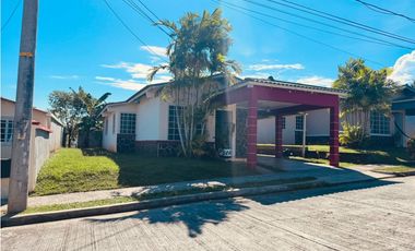 CASA EN VENTA EN QUINTAS DEL PACIFICO