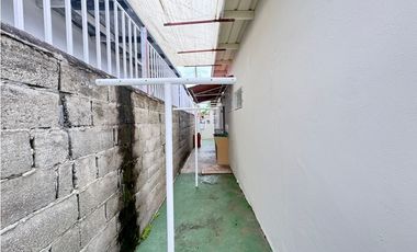 CASA EN VENTA EN URBANIZACION LAS PERLAS LA CHORRERA