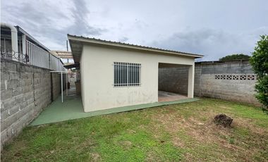 CASA EN VENTA EN URBANIZACION LAS PERLAS LA CHORRERA