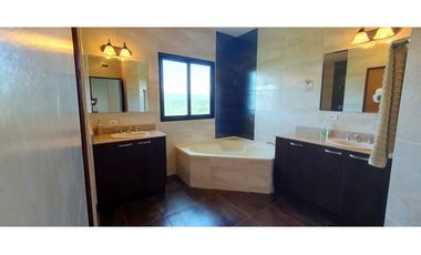 Se vende apartamento en San Carlos, Vista Mar