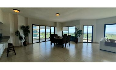 Se vende apartamento en San Carlos, Vista Mar
