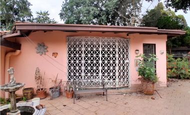 Venta de casa reposeída en Altos del Golf, San Francisco, Panamá