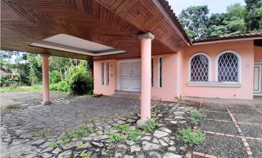 Venta de casa reposeída en Altos del Golf, San Francisco, Panamá