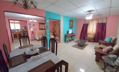 VENDO CASA USO COMERCIAL LA CHORRERA