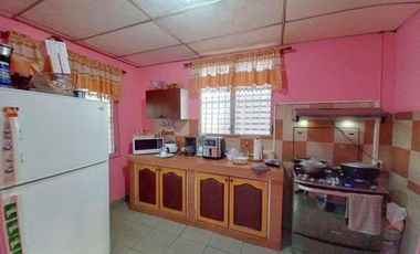 VENDO CASA USO COMERCIAL LA CHORRERA