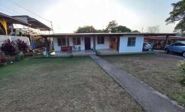 VENDO CASA USO COMERCIAL LA CHORRERA