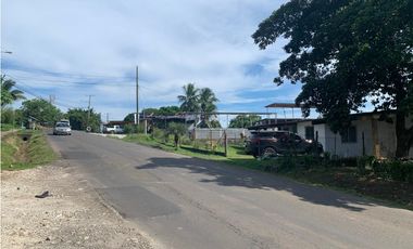 VENDO CASA USO COMERCIAL LA CHORRERA