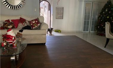 Vendo casa en La Alameda