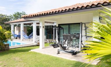 Se Alquila Casa Punta Barco Amoblada y Equipada