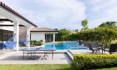 Se Alquila Casa Punta Barco Amoblada y Equipada