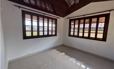 Venta de casa en La Alameda