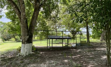 Se Vende Finca con Cabañas en San Carlos