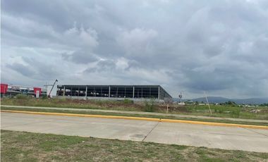 Venta de Galera /  ofibodega en  Parque industral solo cte directo