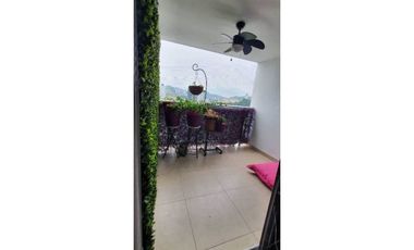 Apartamento en Alquiler en Ancon P.H. Rokas 5424