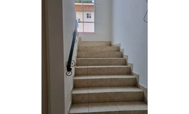 VENDO CASA EN URB. ALTOS DE MARIA LETICIA LA CHORRERA