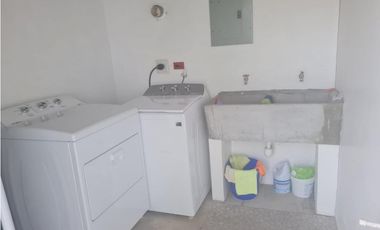 * Casa con terreno en Coronado