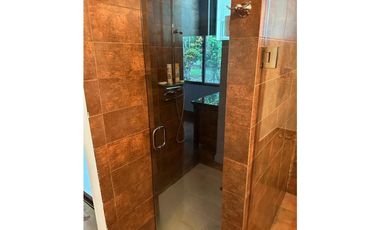 * Casa con terreno en Coronado