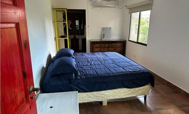 * Casa con terreno en Coronado