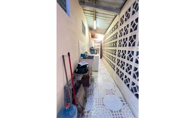 SE VENDE CASA EN VILLA LUCRE