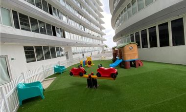 * Apartamento con vista al mar en PH Bay View