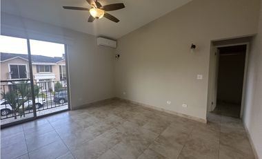 CASA EN EMBASSY GARDENS