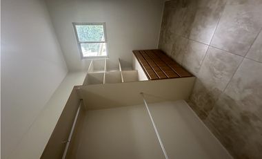 CASA EN EMBASSY GARDENS