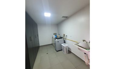 Venta de lujosa casa en Cerro Azul, Panamá