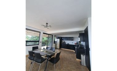 Venta de lujosa casa en Cerro Azul, Panamá