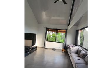 Venta de lujosa casa en Cerro Azul, Panamá