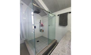 Venta de lujosa casa en Cerro Azul, Panamá